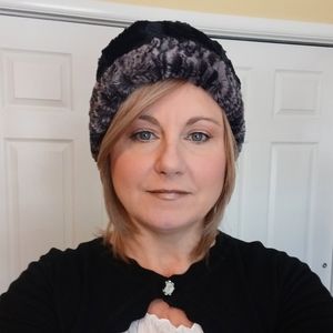 Meet your Posher, Tina